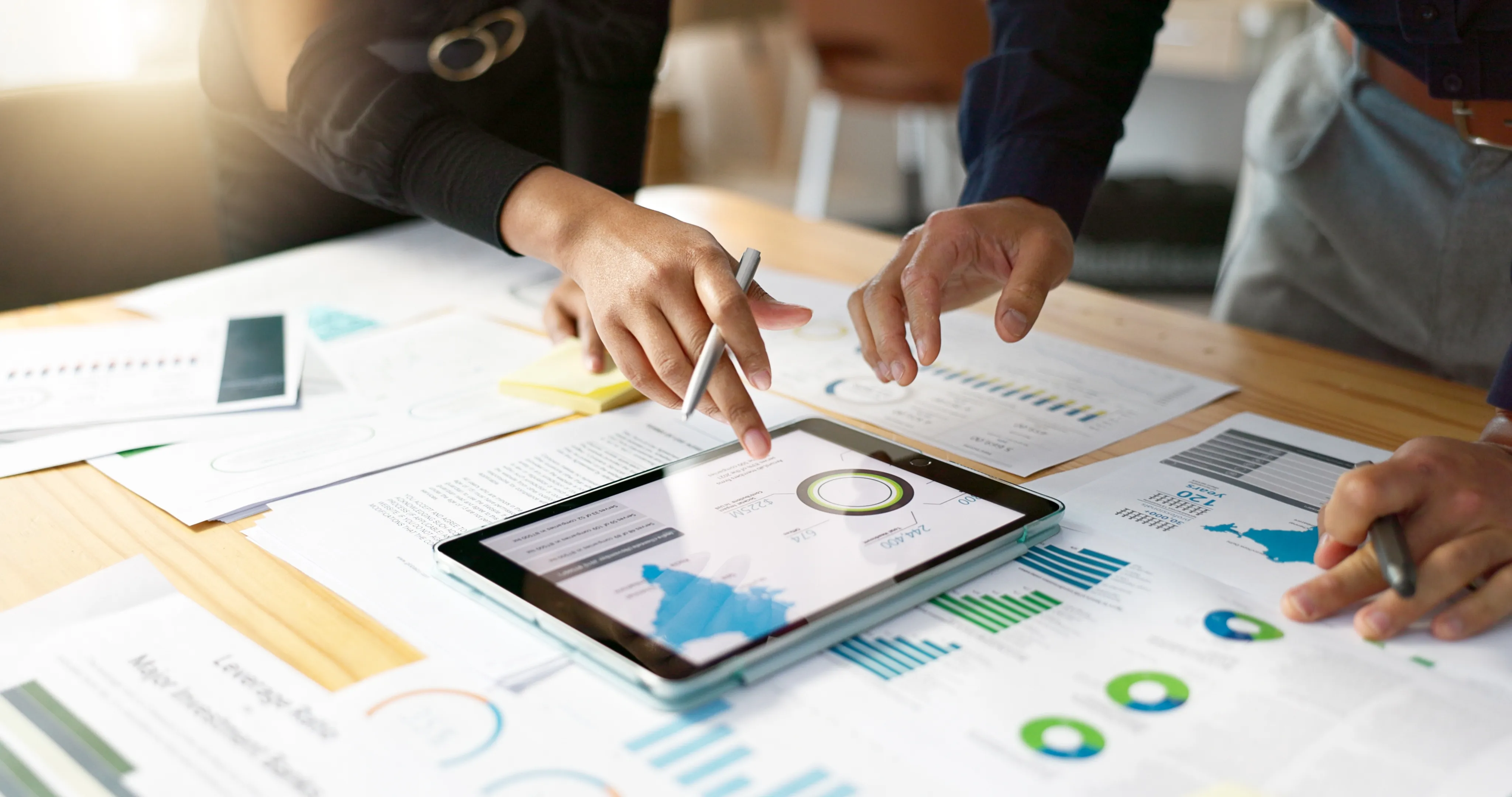Blog - How Tech Innovators Can Win with Big Companies